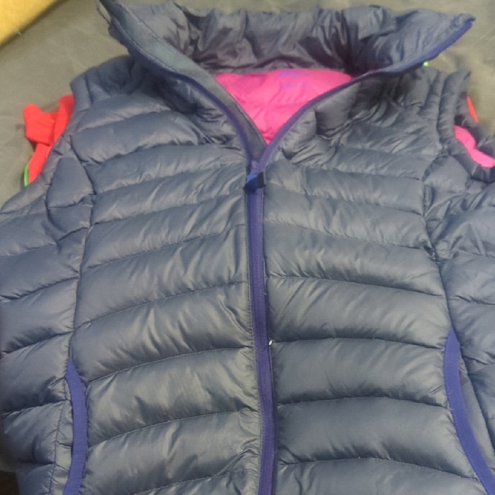 Prana Women's Navy and Pink Puffer Vest